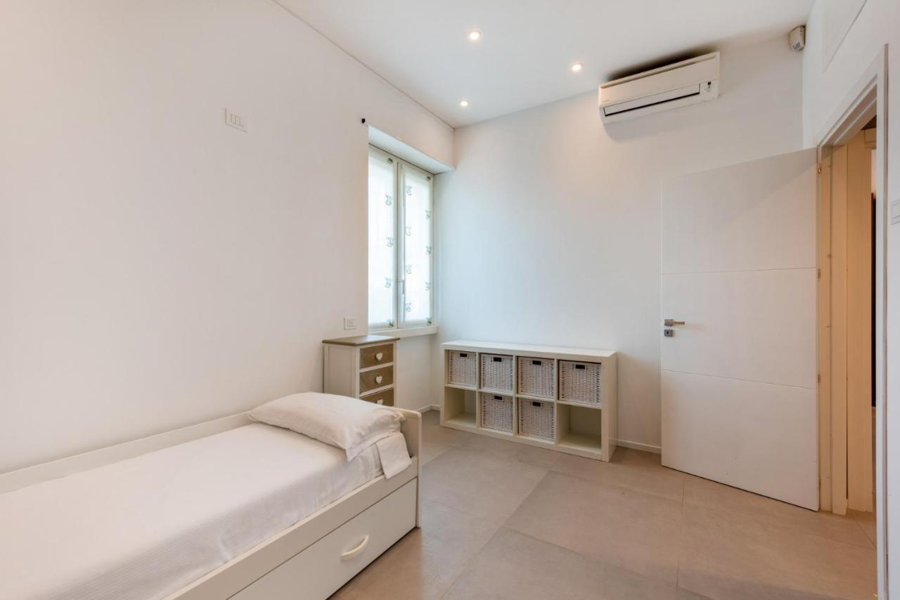 Apartamento Easylife - Wonderful Penthouse With Terrace A Few Steps From The Duomo Milán Exterior foto